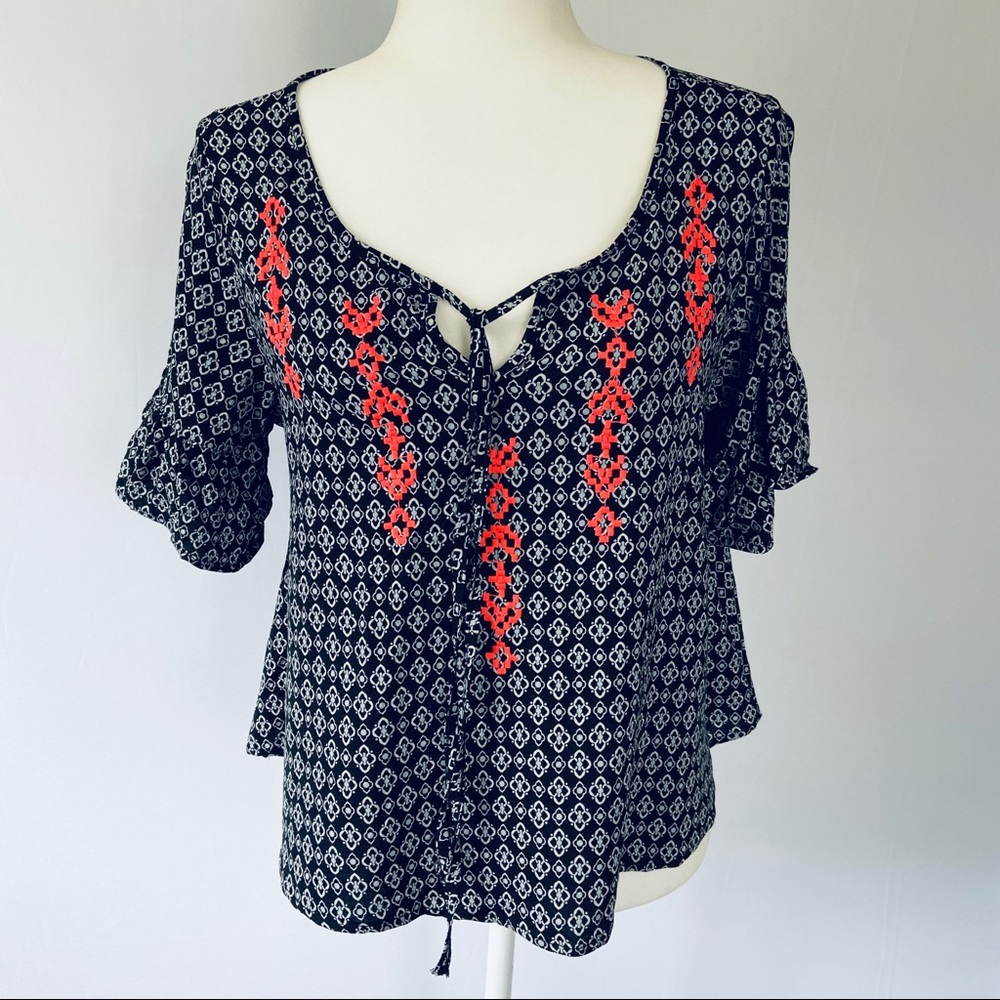 LILY WHITE Ruffled Bell Sleeve Boho Top Size XL